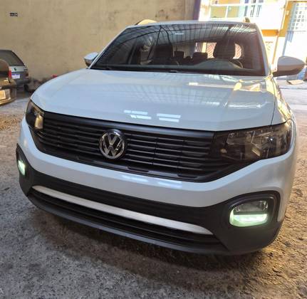 VOLKSWAGEN T-CROSS 1.0 200 TSI TOTAL FLEX SENSE AUTOMÁTICO VOLKSWAGEN T-CROSS 1.0 200 TSI TOTAL FLEX SENSE AUTOMÁTICO